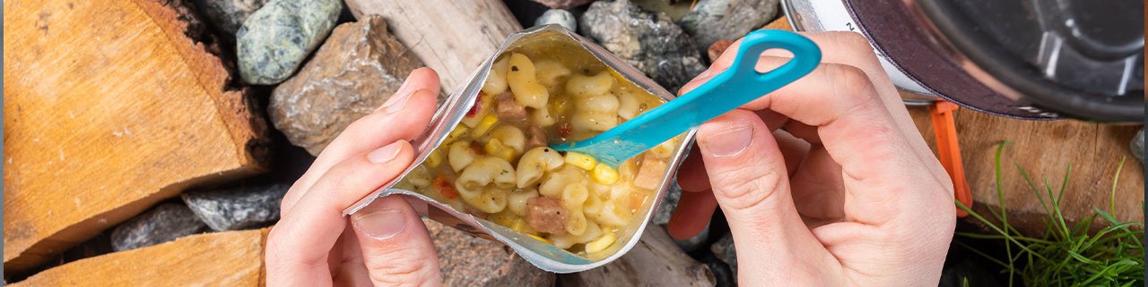 Alimentos não perecíveis para levar em Acampamentos: Opções práticas e nutritivas