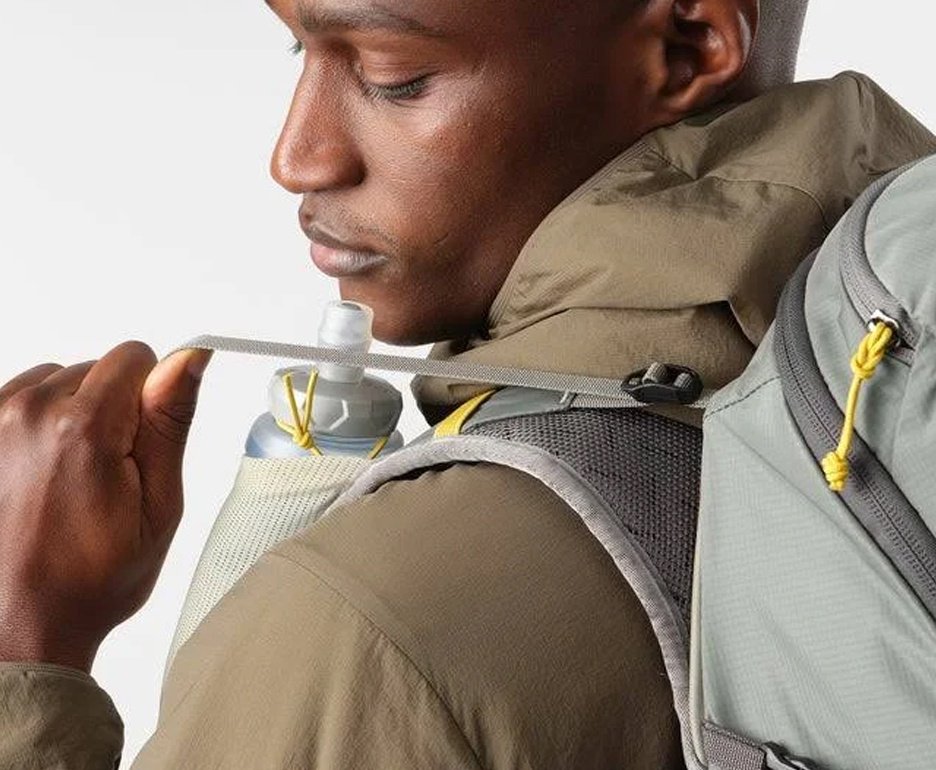 Mochila Salomon Aerotrek 30 Sedona Sage/Seagrass/Iron
