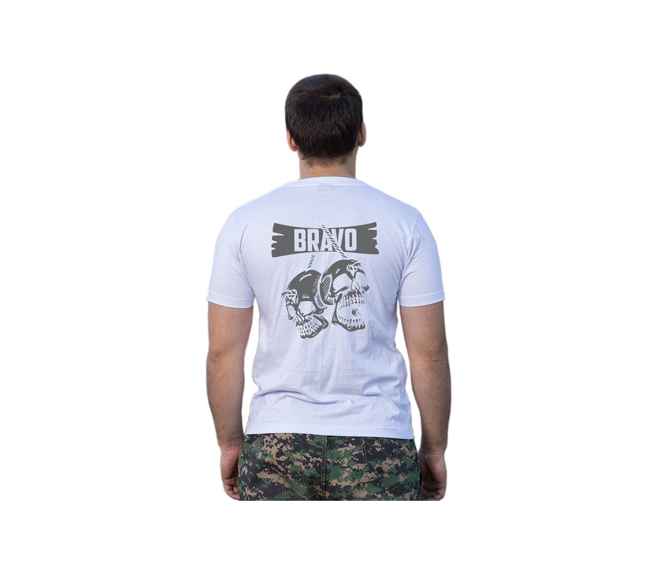 Camiseta Estampada Caveiras Bravo 9- Branca - Bravo - P